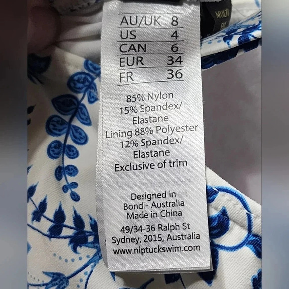 Niptuck One-Piece Floral Tummy Control Swimsuit Size 4 Beach Spring Summer - Picture 7 of 7